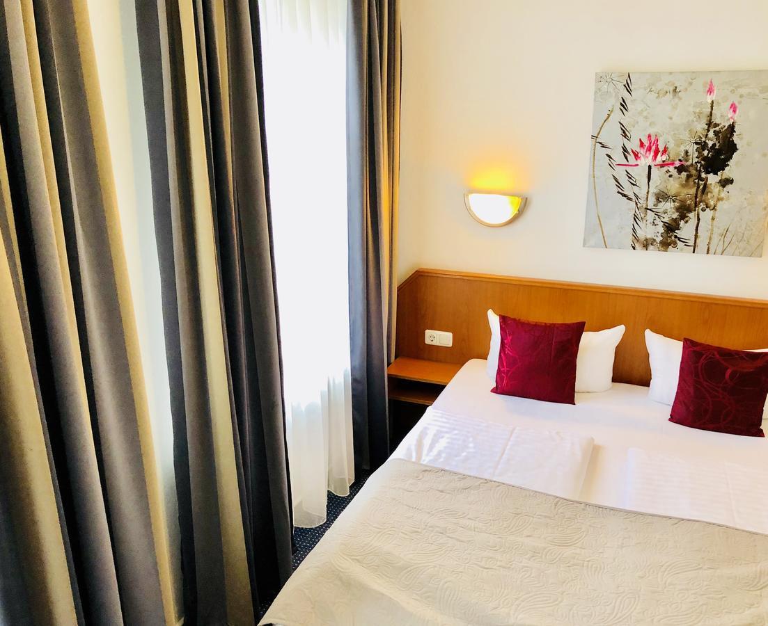 Hotel Condor ฮัมบูร์ก ภายนอก รูปภาพ