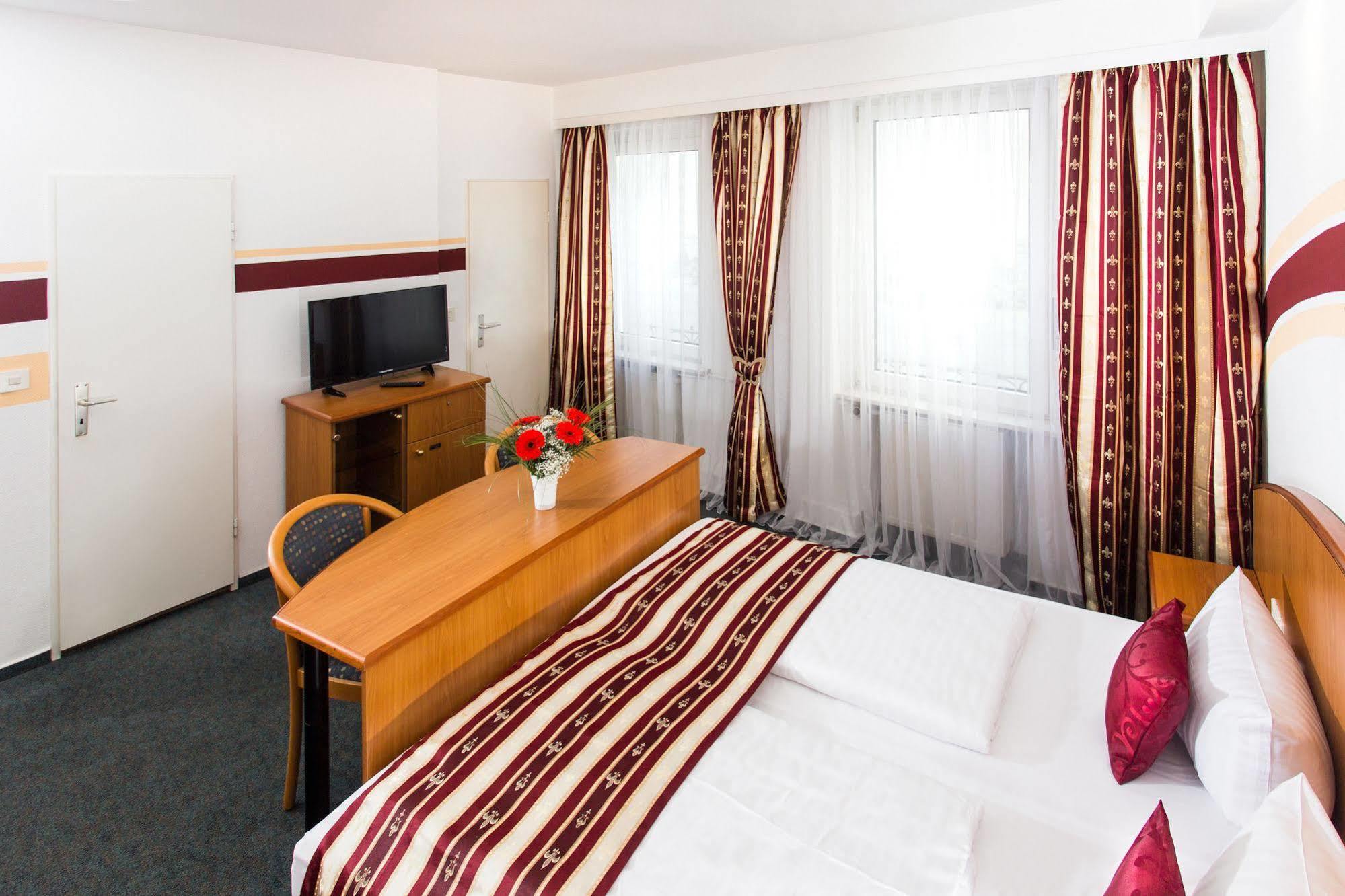 Hotel Condor ฮัมบูร์ก ภายนอก รูปภาพ